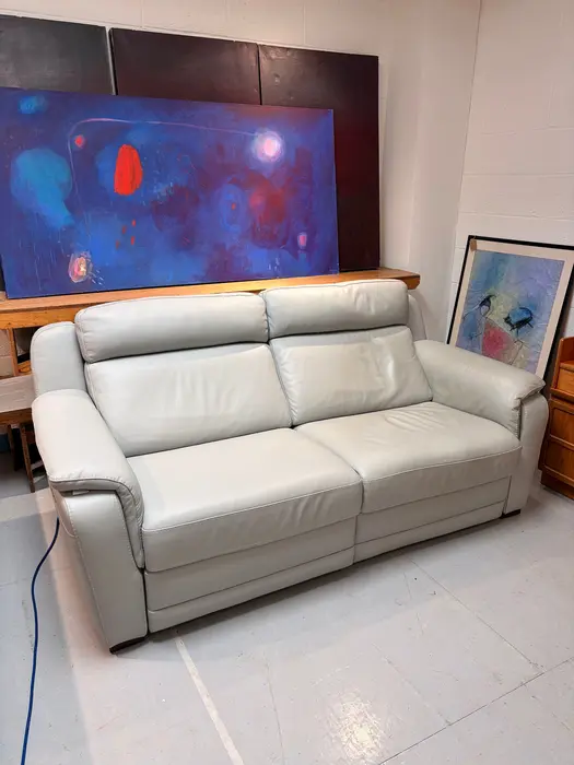 Nicoletti Home Sofa suite with small and large 2 seater electric recliners - Image 4