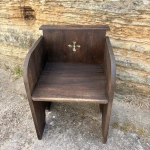 Arts & Crafts style priest's chair ideal for an entrance hall