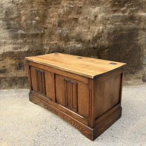 Old Charm Oak Blanket Box Jaycee Mostyn of Rehill
